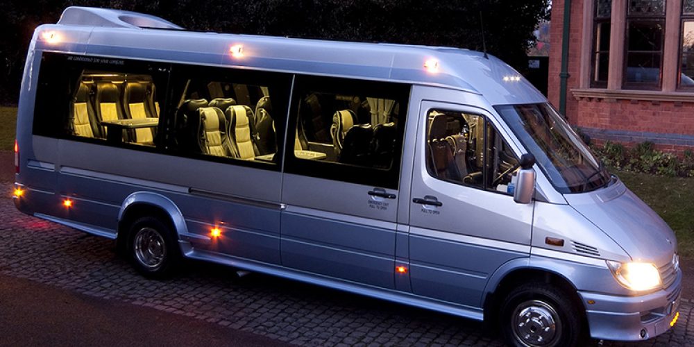 Perks of executive minibus hire services.