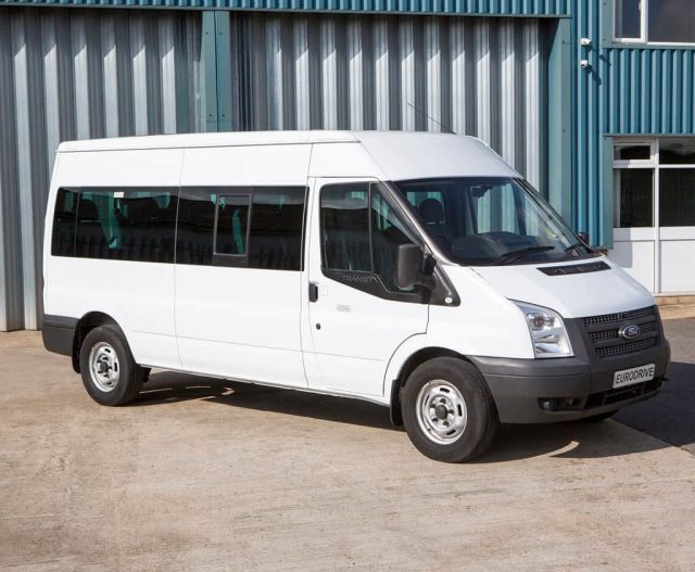 How To Get Luton Minibus Hire |  Minibus Express