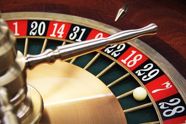 Detailed Guide to Play Smart in Online Roulette Game