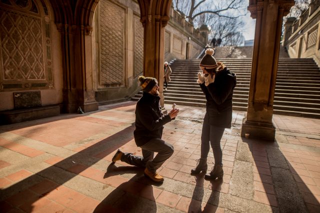 7 Ways To Propose To Your Girlfriend Without a Hassle