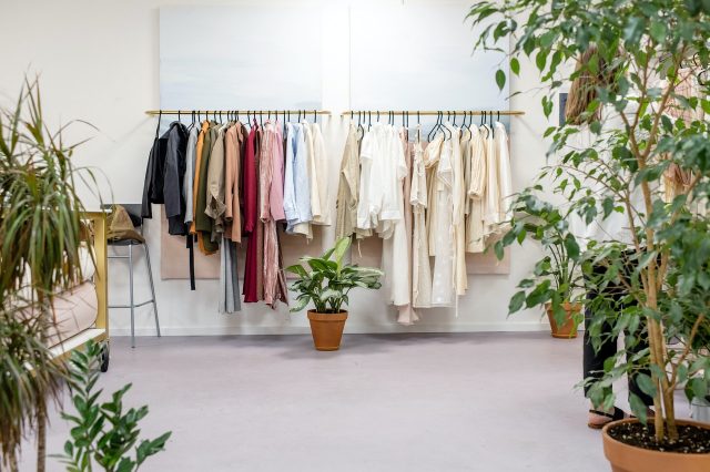 A Quick Guide to Buying Wholesale Clothing for Your Boutique